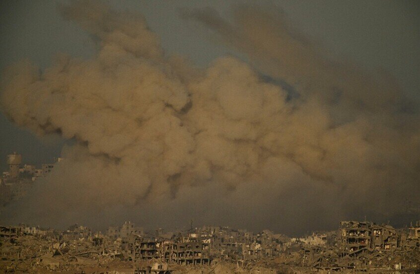 "أكسيوس" عن مسؤولين أمريكيين وعرب: ترامب سيعرض على القادة رؤية واشنطن لإنهاء الحرب على غزة