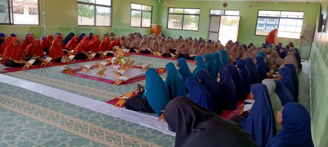 Darasa la Qur’an Tukufu katika Madrasat ya Mabanati ya Hazrat Zainab (sa) Laendelea kwa Mafanikio Makubwa