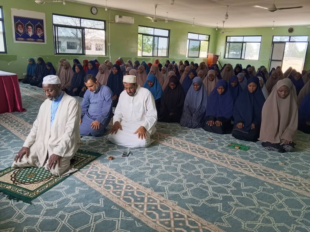 Jamiatul - Mustafa (s) Tanzania | Madrasat Hazrat Zainab (sa) Yaendelea Kung’ara kwa Mafunzo ya Qur’an Tukufu kwa Mabinti wa Kiislamu +Picha