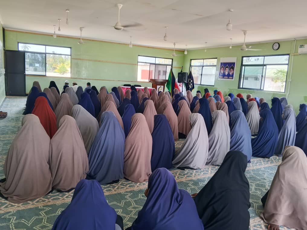 Jamiatul - Mustafa (s) Tanzania | Madrasat Hazrat Zainab (sa) Yaendelea Kung’ara kwa Mafunzo ya Qur’an Tukufu kwa Mabinti wa Kiislamu +Picha