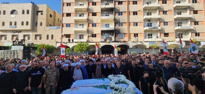 بنت جبيل شيعت شهداء الغدر الصهيوني بحضور رسمي وشعبي