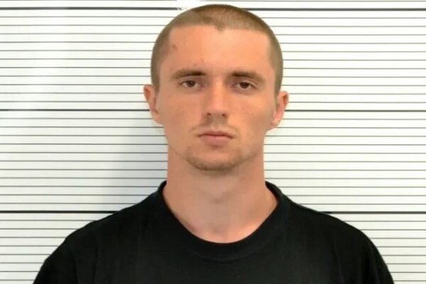 قاتل نمازگزار انگلیسی که مساجد بریتانیا را هدف قرار می‌داد، مُرد