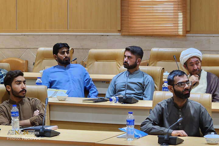 نشست علمی نسب شناسی در مکتب اهل بیت(ع)