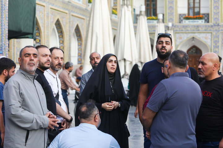 Informe fotográfico | Estudiantes de doctorado de la Universidad Islámica Azad, Sucursal de Beirut, visitan el Santuario Sagrado de Razavi