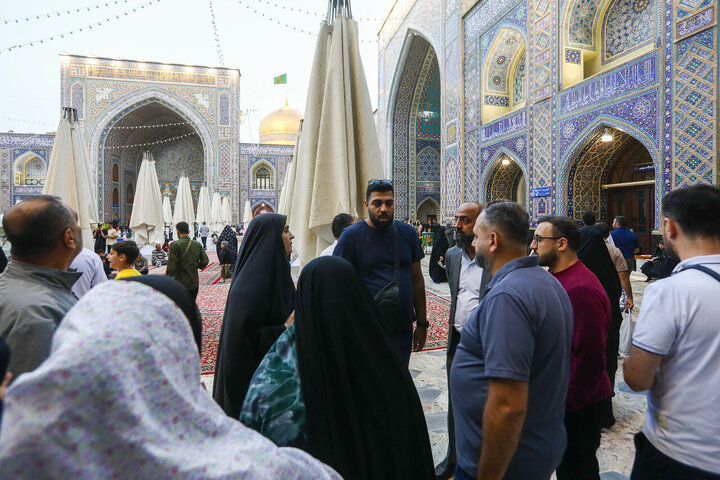 Informe fotográfico | Estudiantes de doctorado de la Universidad Islámica Azad, Sucursal de Beirut, visitan el Santuario Sagrado de Razavi