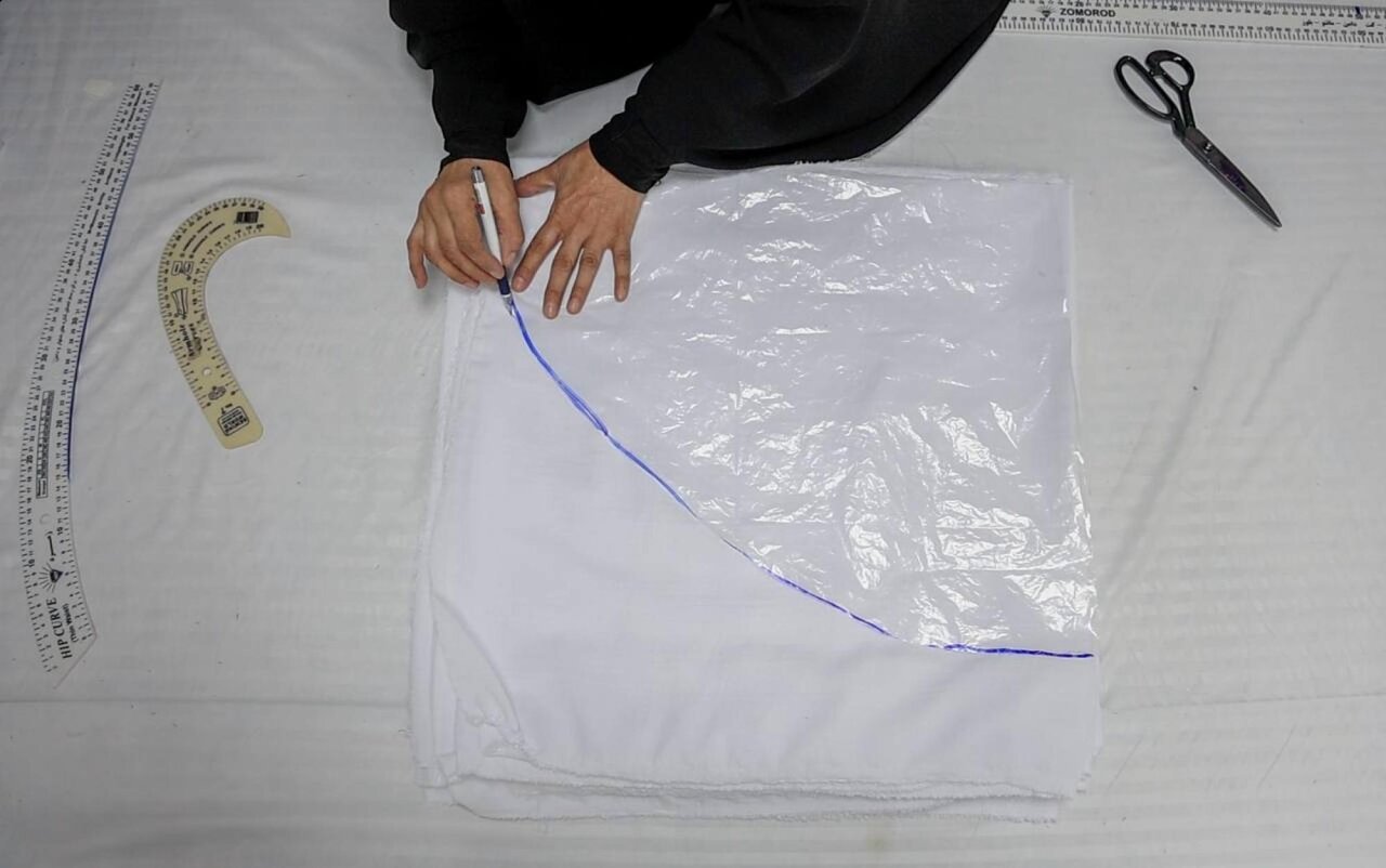 Al-Afaf Sewing Factory in Karbala Produces High-Quality Religious Garments