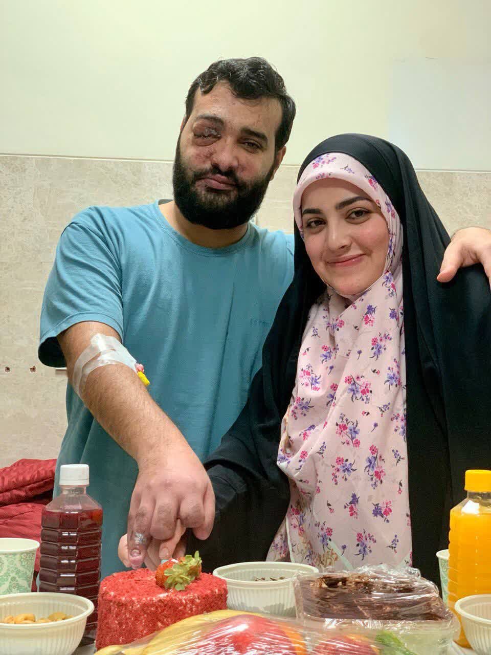 همسر جانباز لبنانی؛ همسرم برای چهارمین مدال جانبازی گرفت/ با تمام جراحات در راه مقاومت می‌مانیم+ ویدیو