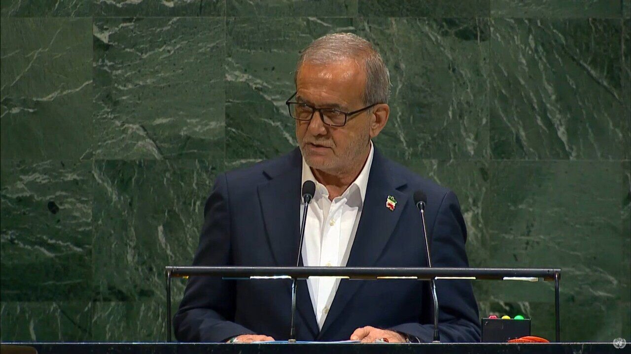 İran Cumhurbaşkanı Pezeşkiyan’dan BM’de Sert Tepki: İsrail’in Saldırıları “Meşru Müdafaa” Olarak Değerlendiriliyor