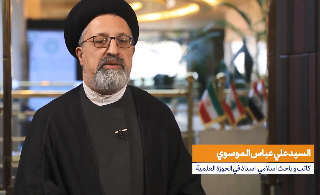 الکاتب وأستاذ الحوزة العلمیة اللبناني لدی حواره مع ابنا: 
الإمام الخامنئي (حفظه الله) هو صمام الأمان الذي استطاع أن يمسك الأمور في الحرب 12 يوما