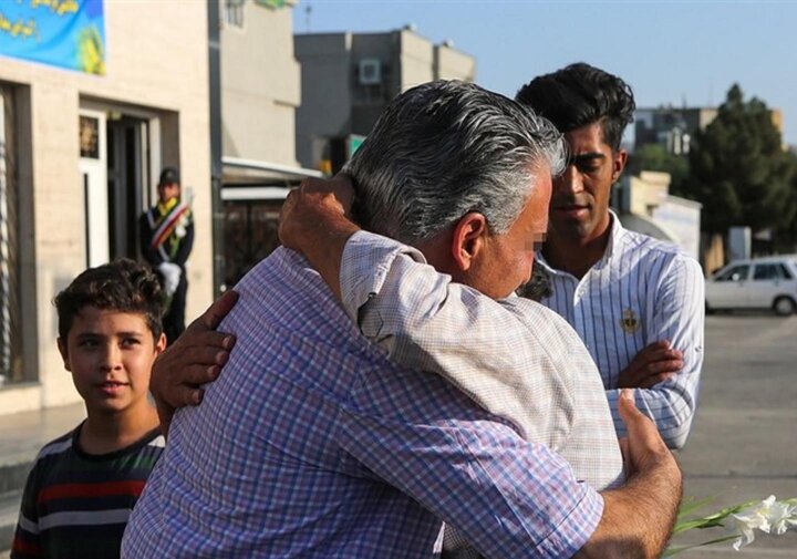 ۲ زندانی جرائم غیر عمد در کاشان با کمک خیّر افغانستانی از زندان آزاد شدند