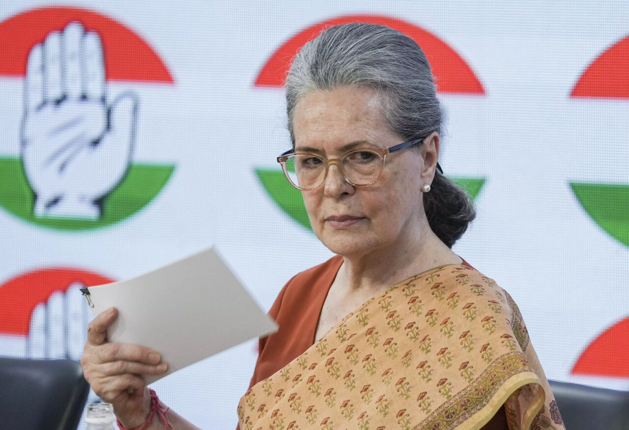 Sonia Gandhi Questions Modi Govt’s Silence on Palestine