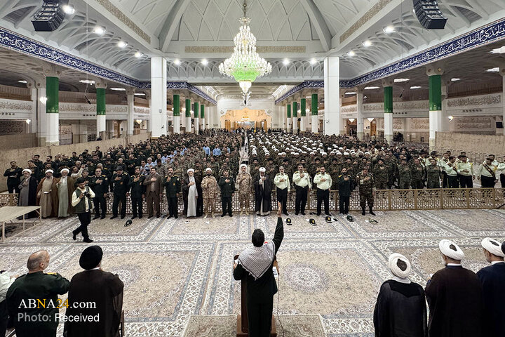 تقرير مصور/ حفل أسبوع الدفاع المقدس في حرم السيدة المعصومة (ع) بمدينة قم