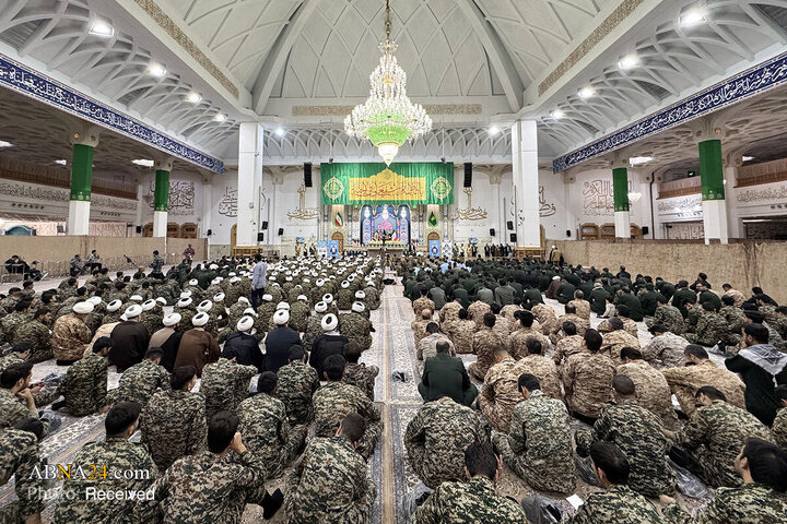 تقرير مصور/ حفل أسبوع الدفاع المقدس في حرم السيدة المعصومة (ع) بمدينة قم