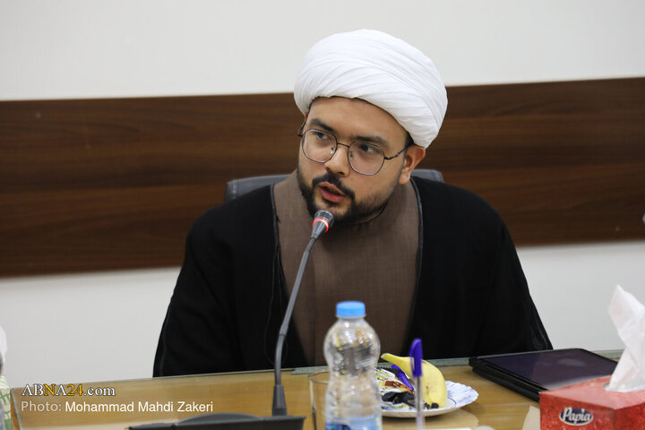 تقرير مصور/ أعضاء رابطة طلاب تايلند يلتقون الأمين العام للمجمع العالمي لأهل البيت(ع) في قم