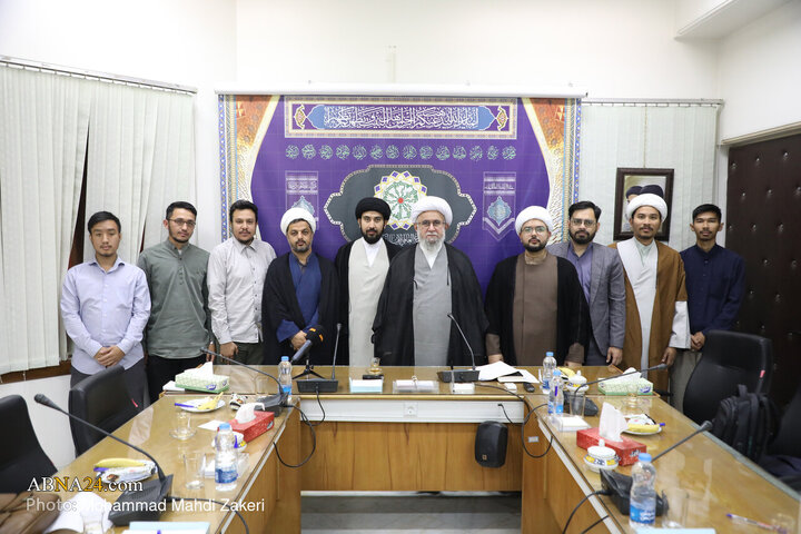 تقرير مصور/ أعضاء رابطة طلاب تايلند يلتقون الأمين العام للمجمع العالمي لأهل البيت(ع) في قم