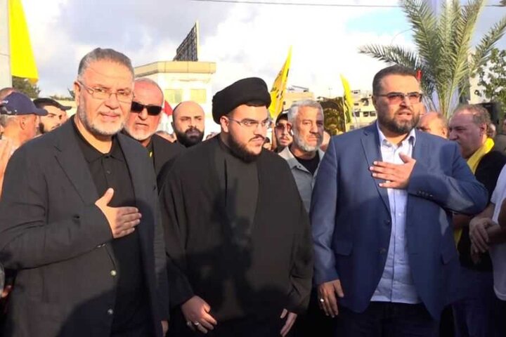 تقرير مصور/ حفل إزاحة الستارة عن جدارية ضخمة لصورتَي سيد شهداء الأمة والشهيد صفي الدين في بيروت