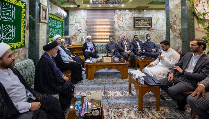 تقرير مصور/ ممثل المرجعية العليا يكرم القراء وحفاظ القرآن الكريم الفائزين في مسابقتي النخبة الوطنية والسفير الوطنية