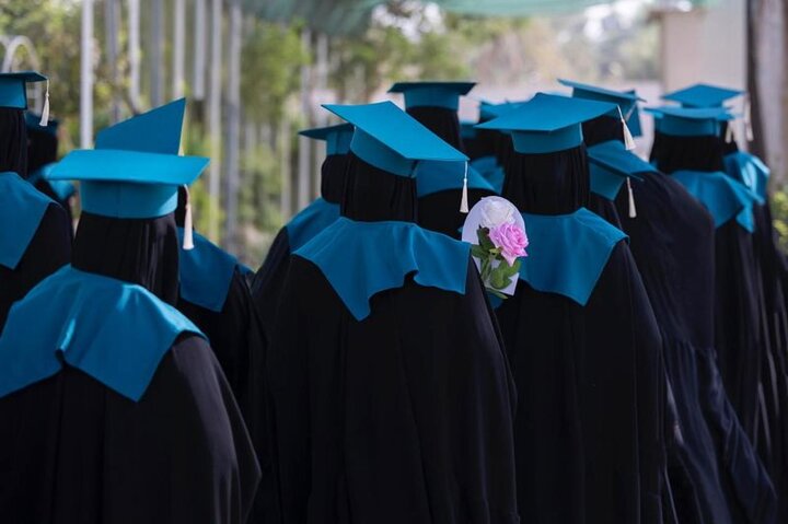 تقرير مصور/ حفل تخرج طالبات مدارس الكفيل الدينية النسوية في كربلاء المقدسة