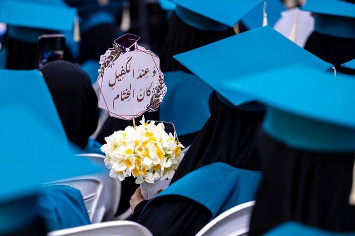 تقرير مصور/ حفل تخرج طالبات مدارس الكفيل الدينية النسوية في كربلاء المقدسة