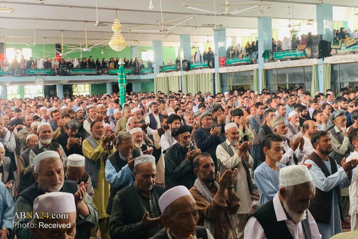 عکس خبری | نماز جمعه شیعیان در شرق کابل