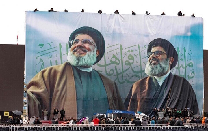 ویدیو | طنین گرامیداشت شهید نصرالله در حرم مطهر رضوی