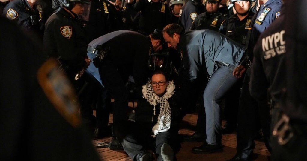 Analysis / Crackdown on Pro-Palestinians Academics and Students in US Universities: Where Can This Go?