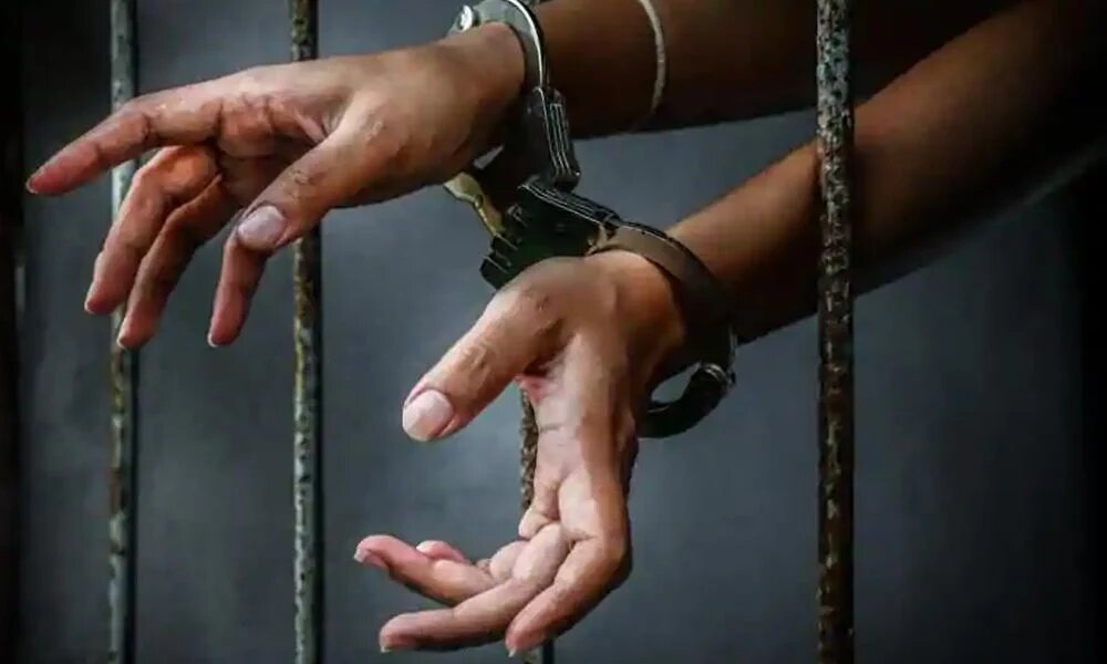 امریکہ میں خواتین پر ظلم و ستم کا سلسلہ جاری