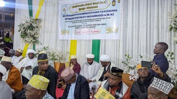 Maulid ya Mtume Muhammad (s.a.w.w) Yaunganisha Viongozi wa Dini Mkoani Mwanza | Sheikh H.Jalala Aongoza Ujumbe wa T. I. C Katika Maulid hiyo +Picha