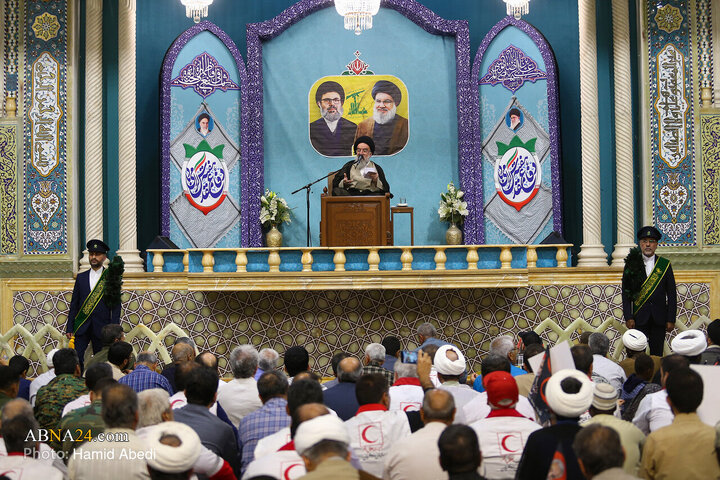 مراسم اولین سالگرد شهادت سیدحسن نصرالله در حرم حضرت معصومه(س)