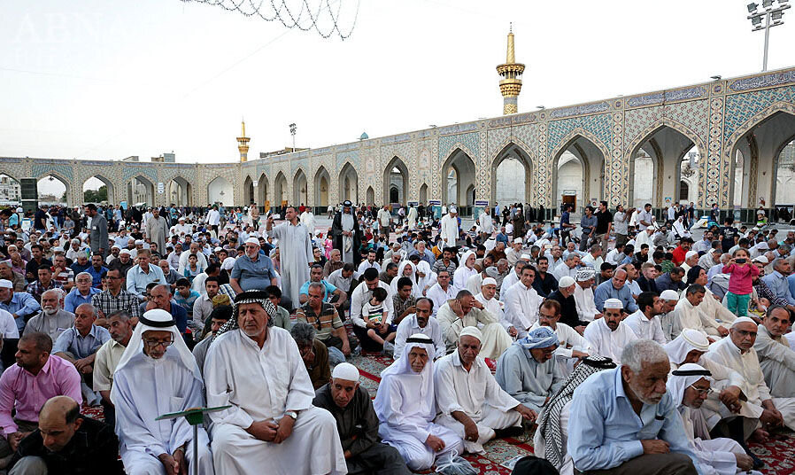 Over 120,000 foreign pilgrims visit Imam Reza Holy Shrine last year