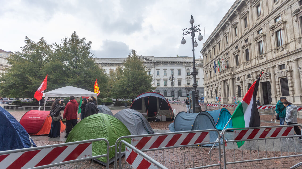 Ola de protestas en Italia contra los crímenes sionistas en Gaza