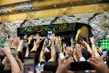 Foto Xəbər | Ayətullah Uzma Sistaninin həyat yoldaşının Kərbəlayı-Müəllədə dəfn mərasimi