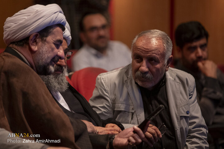 "Raporta wêneyan | Civîna Navneteweyî ya Helbest û Edebiyata «Meha Libnanî» ji bo bîranîna salvegera şehîdbona Seyîd Hesên Nasrullah"