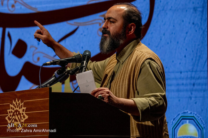 "Raporta wêneyan | Civîna Navneteweyî ya Helbest û Edebiyata «Meha Libnanî» ji bo bîranîna salvegera şehîdbona Seyîd Hesên Nasrullah"
