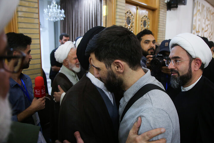 Photos: First martyrdom anniversary of Sayyed Nasrallah held at Hazrat Masoumeh holy shrine