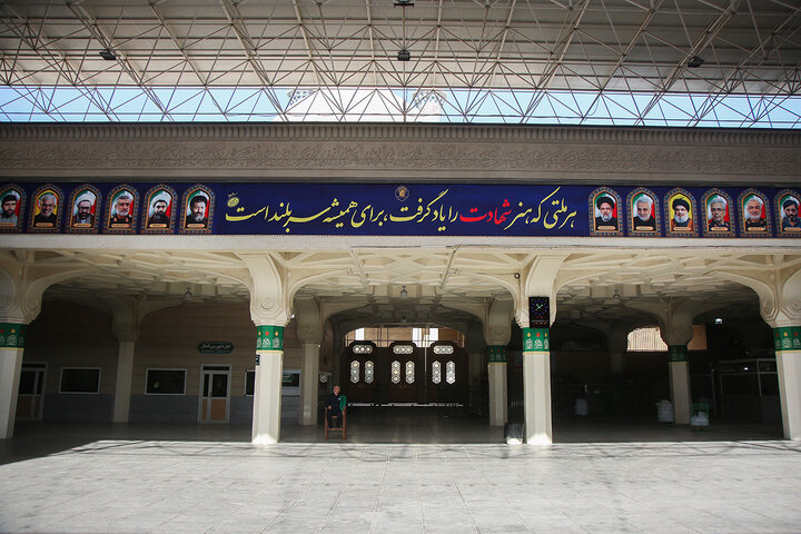 Photos: Pictures of martyrs installed at Hazrat Masoumeh Holy Shrine