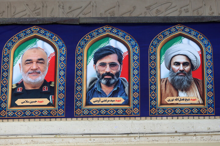 Photos: Pictures of martyrs installed at Hazrat Masoumeh Holy Shrine