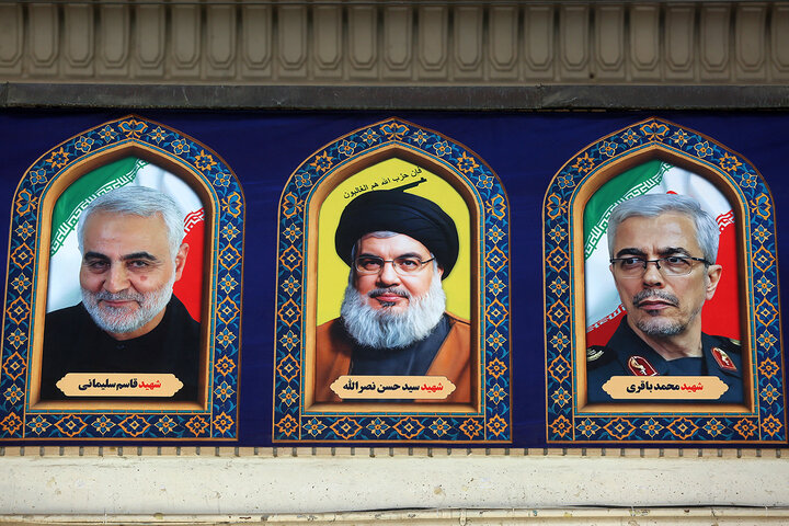 Photos: Pictures of martyrs installed at Hazrat Masoumeh Holy Shrine