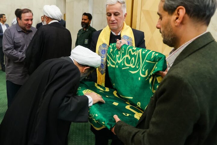 Photos: Servants of Hazrat Abdul Azim Holy Shrine attend public session of Islamic Consultative Assembly