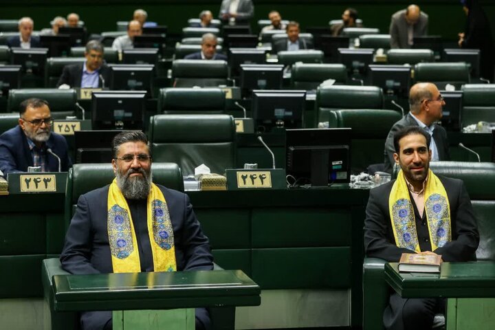 Photos: Servants of Hazrat Abdul Azim Holy Shrine attend public session of Islamic Consultative Assembly