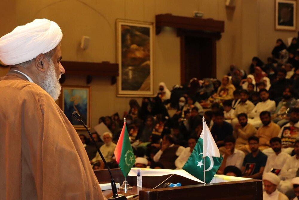 Senior Pakistani Shia cleric: Martyr Nasrallah Was Pride of Islamic Nation, Standard-Bearer of Resistance