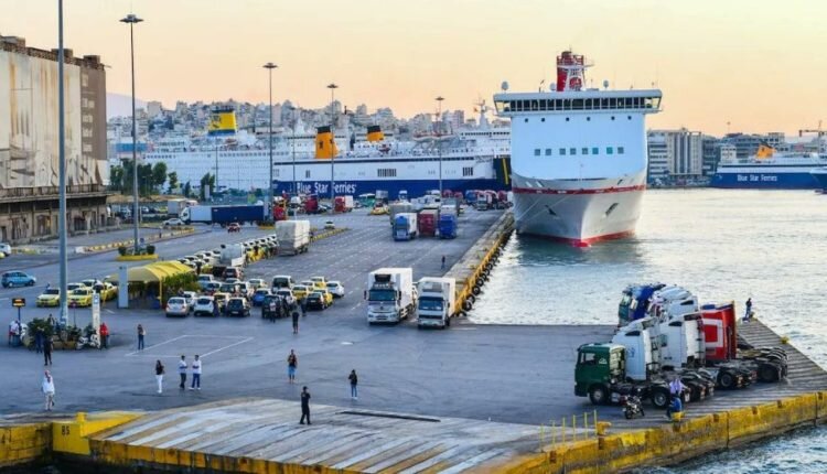 European dockworkers launch campaign to boycott ships carrying arms to “Israel”