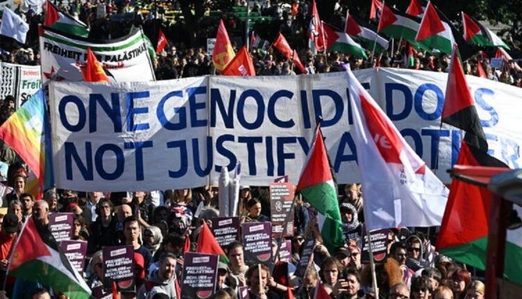 Tens of thousands march in Berlin for Palestine