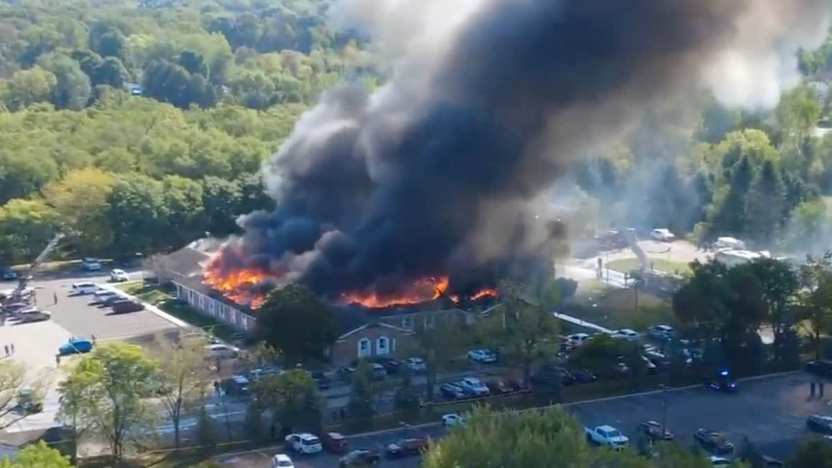 امریکہ میں چرچ پر فائرنگ حملہ آور نے عمارت کو آگ لگا دی، اب تک چار ہلاک، متعدد زخمی