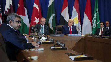 "!Bersivên 8 welatên Erebî û Îslamî li ser plana Trump"