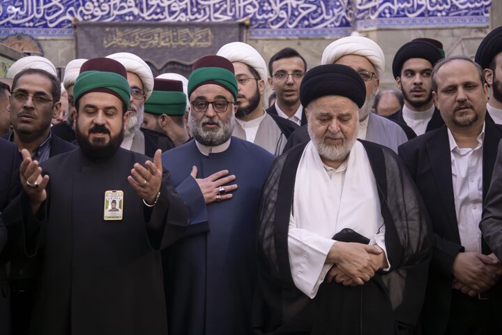 الوكيل العام للمرجعية الدينية العليا السيد جواد الشهرستاني يزور العتبة العباسية المقدسة