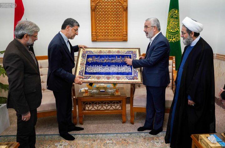 الأمين العامّ للعتبة العلويّة المقدّسة يستقبل قائم مقام العتبة الرضويّة المقدّسة