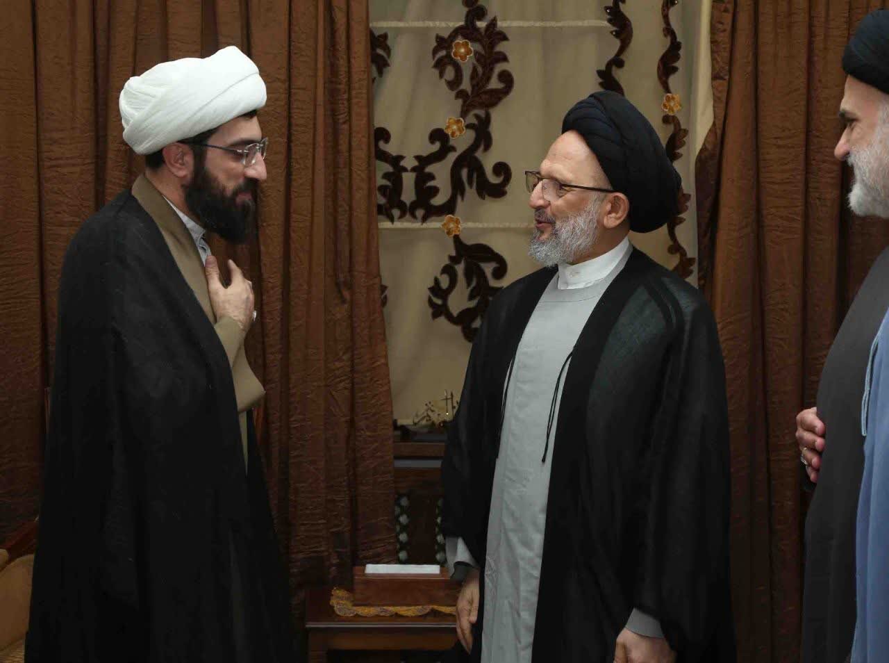 العلاّمة فضل الله يستقبل وفدي المجمع العالمي لأهل البيت(ع) ولجنة الإصلاح