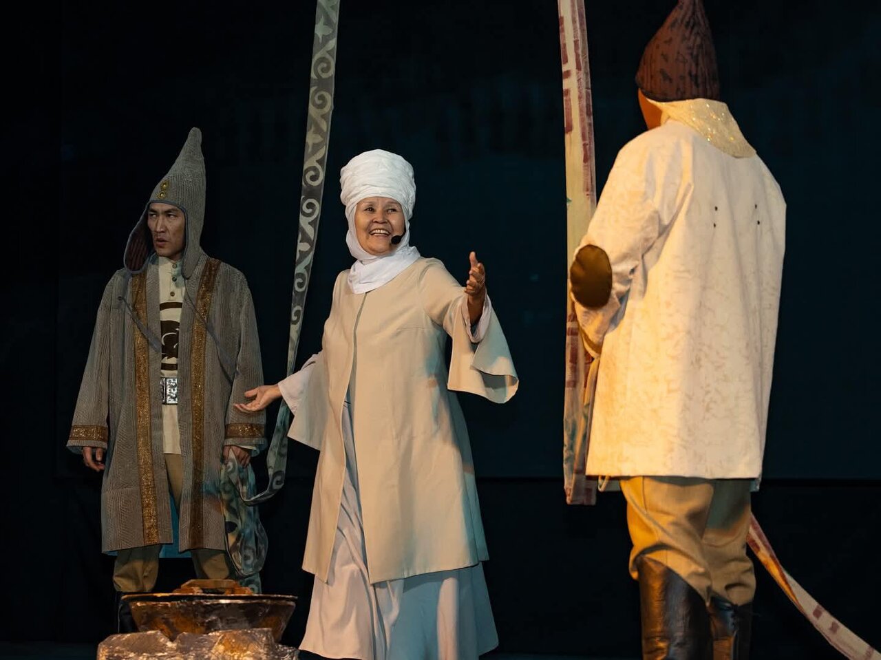 برگزاری مراسم بزرگداشت پیامبر اکرم (ص) در قزاقستان با عنوان رحمت نور +تصاویر