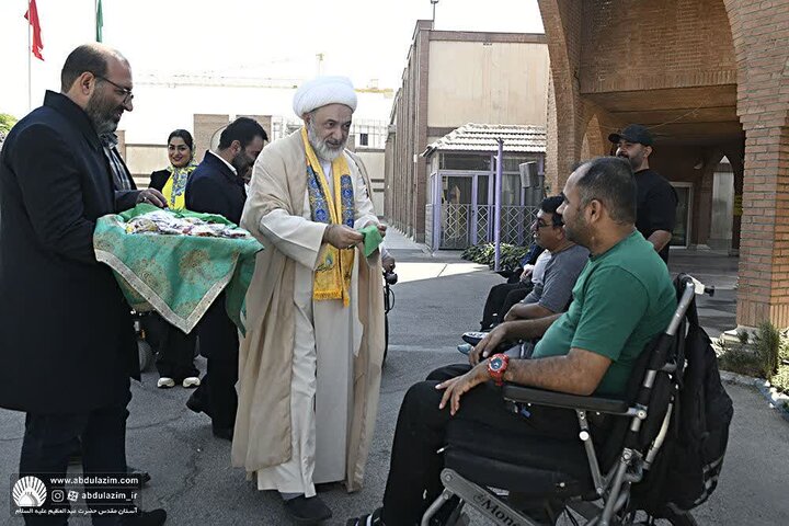 Photos: Servants of Abdol-Azim shrine attend Kahrizak Charity Sanatorium
